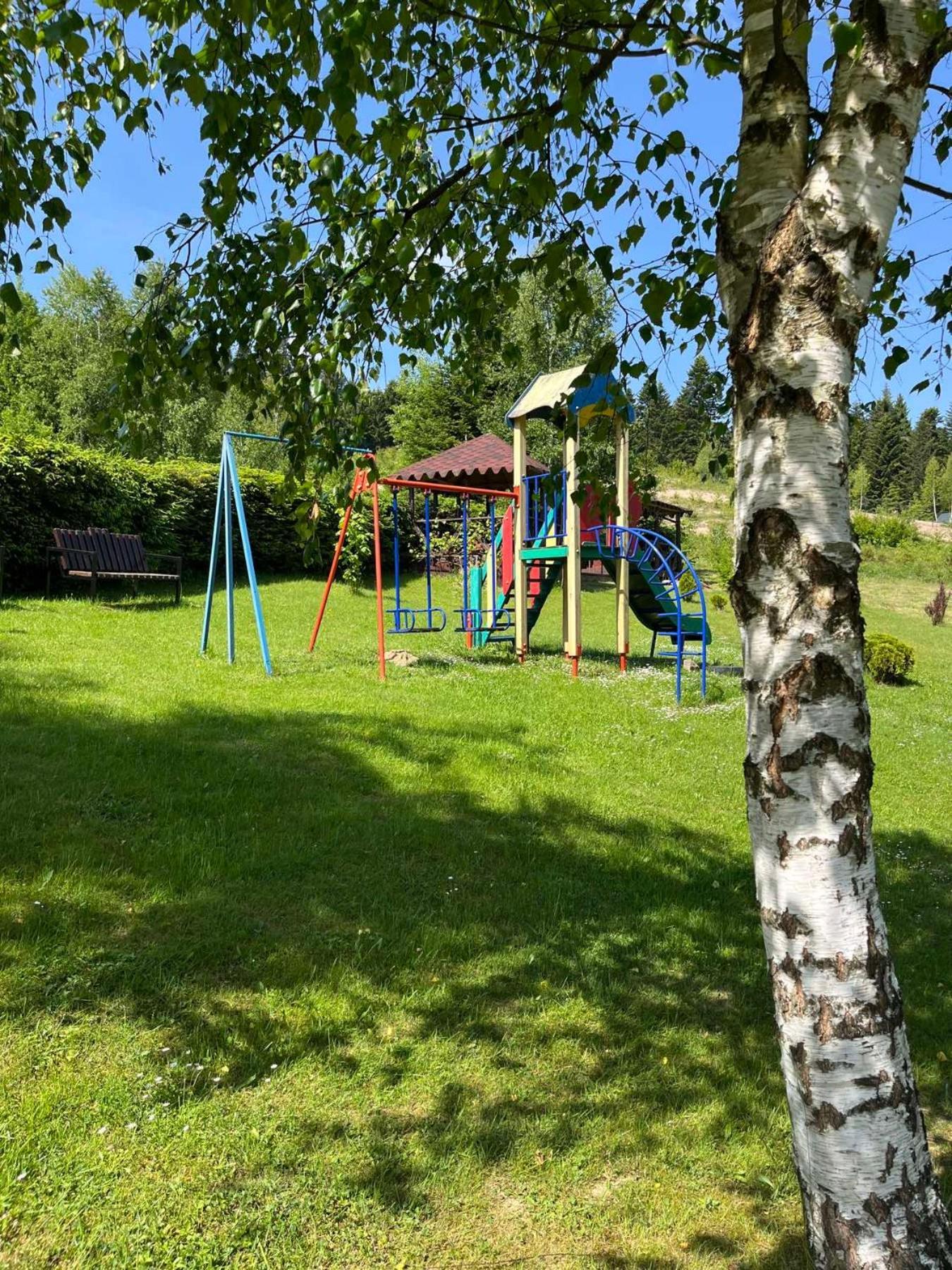 U Sester Skhidnytsia